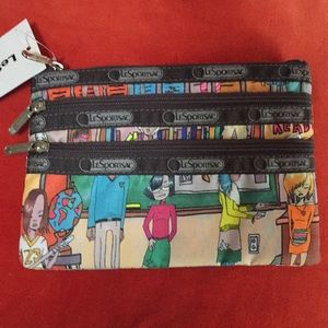 NWT Lesportsac zip cosmetics bag